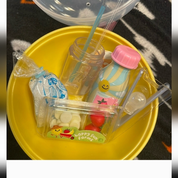 COPY - Miniverse Make it Mini Café Series 3 | Banana Smoothie - Picture 5 of 6